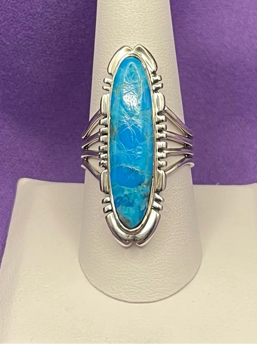 Vtg 8.11 g .925 SS turquoise ring size 9, approximately 30 mm x 7 mm